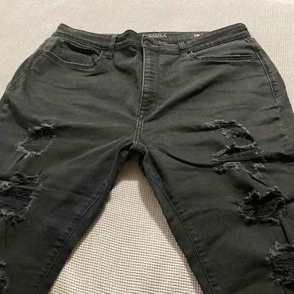 Women’s Short Jeans | Arizona Jean Co | Ripped Jeans | Hi-rise Jeggings Petite